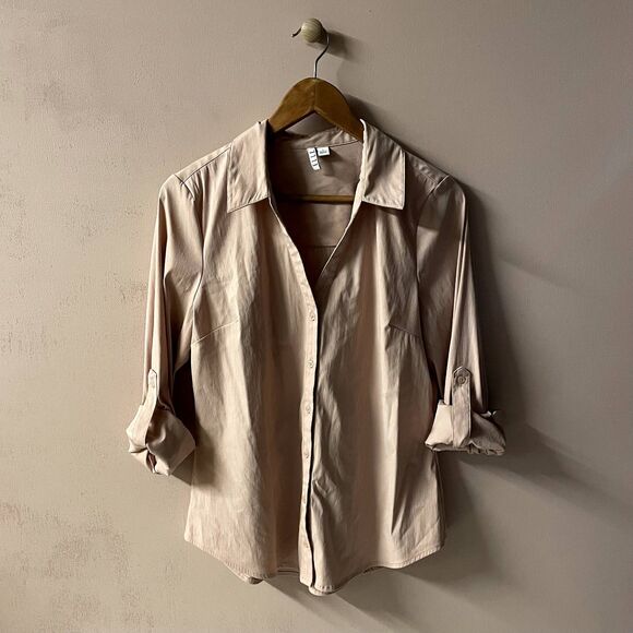 Elle Light Pink Button-Down Shirt Size M GUC - Picture 1 of 12